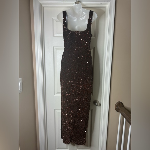 Brown Sequins Maxi Gown with High Slit - Picture 10 of 12